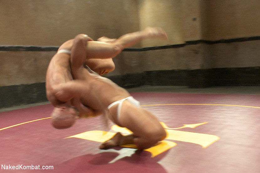 Oiled Muscle: Mitch "The Machine" Vaughn vs Marcus "Titan" Ruhl