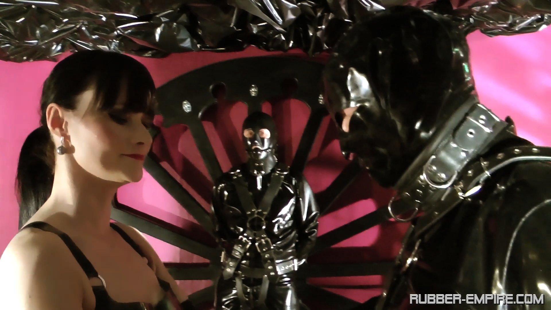 Cheyenne De Muriel: Rubber Until the Doctor Comes - Part 1