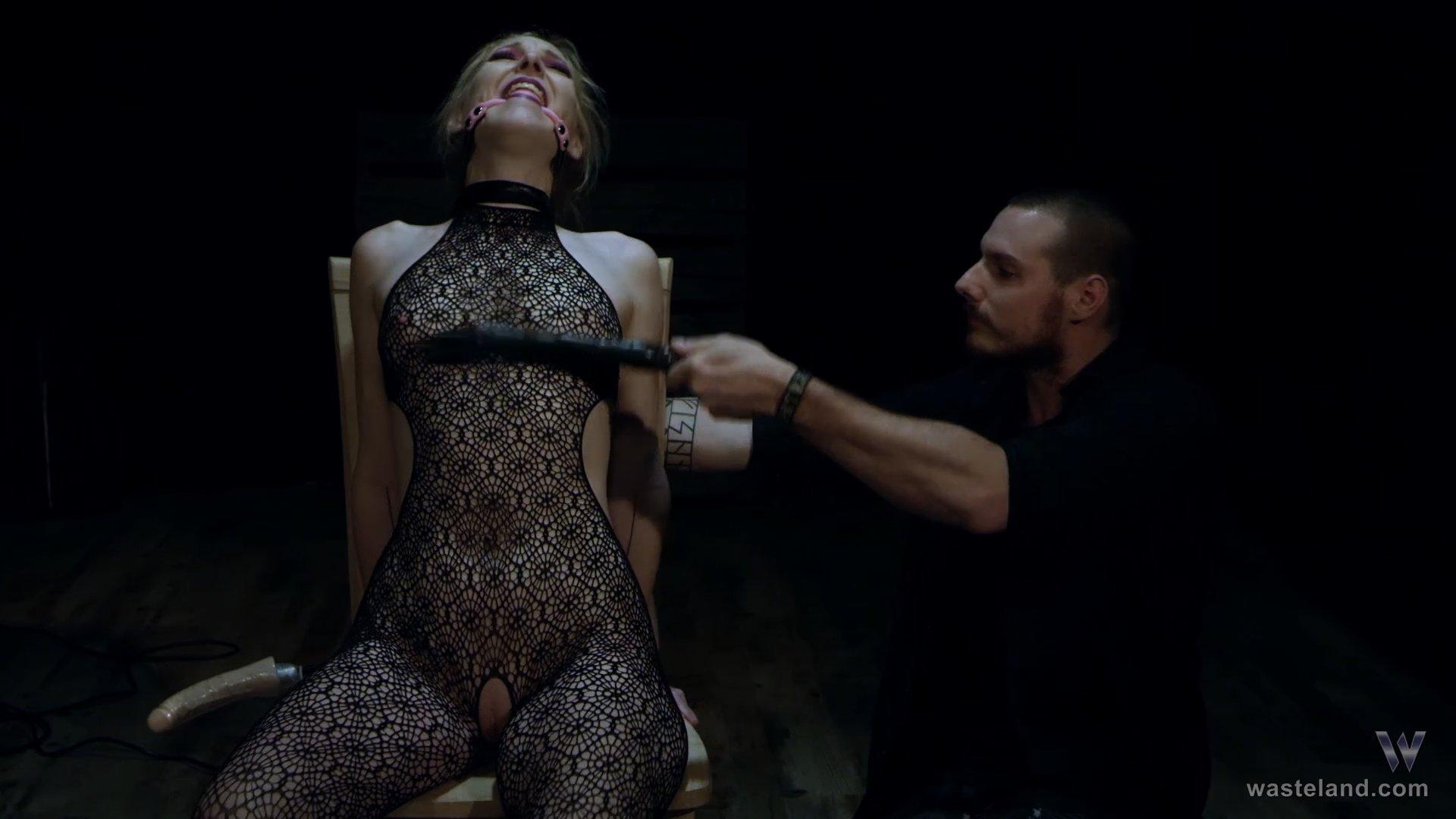 Delirious Hunter - Late Again!