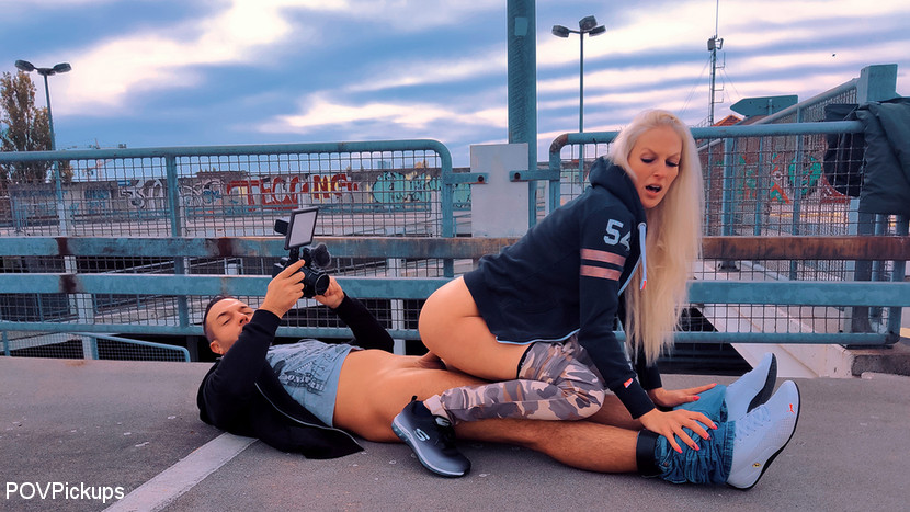 Filthy car park fuck with blonde silicone chick